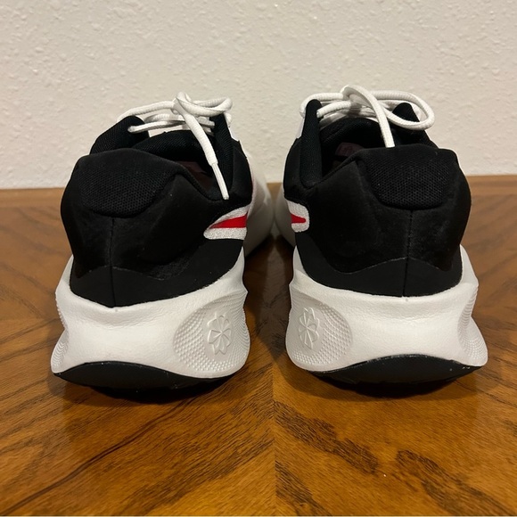 Nike Revolution 7 Men's Athletic Shoes Size 11 - Picture 2 of 6